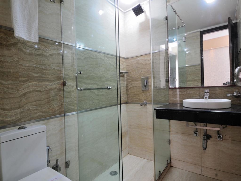 Sisley The Boutique 3* New Delhi