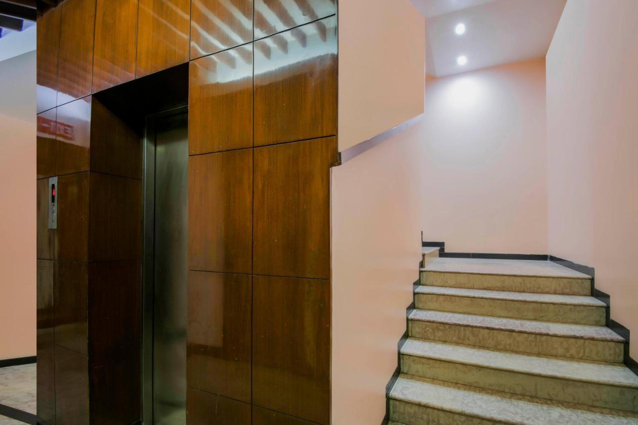 Sisley The Boutique 3* New Delhi